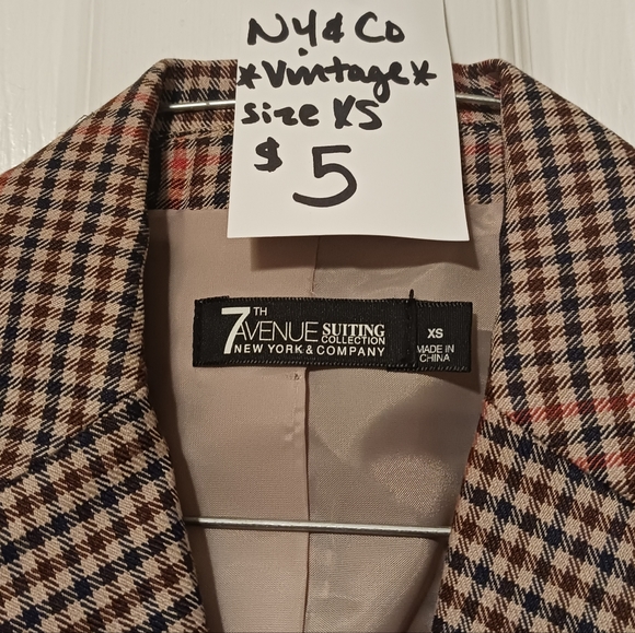 Vintage NY & Co belted Blazer - Picture 2 of 4